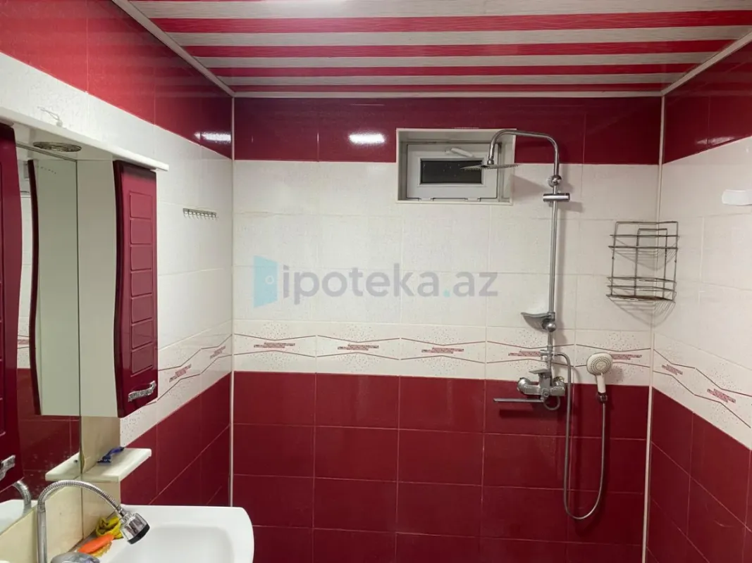 Satılır 4 otaqlı həyət evi 150 m²