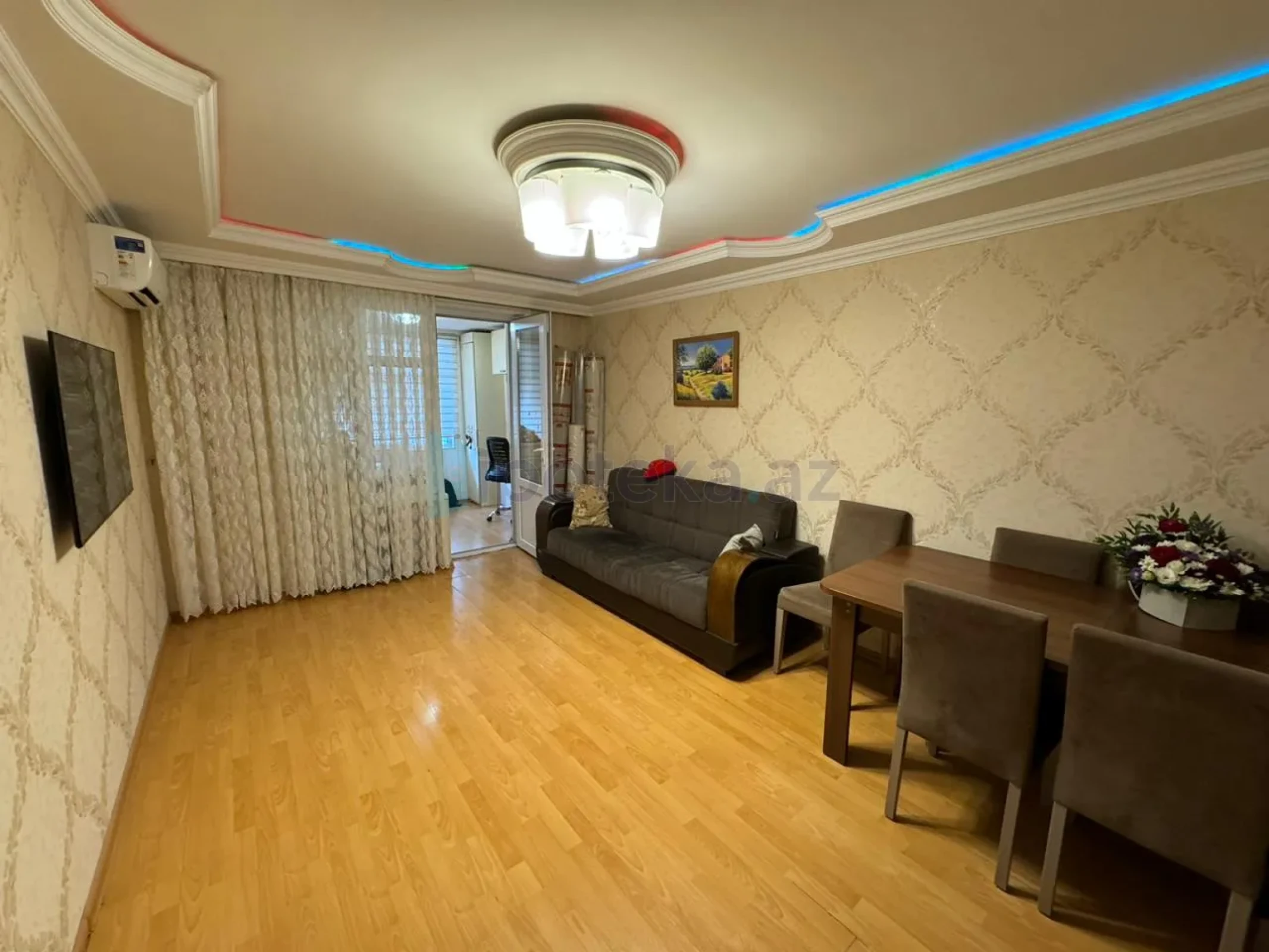 Satılır 3 otaqlı köhnə tikili 70 m²