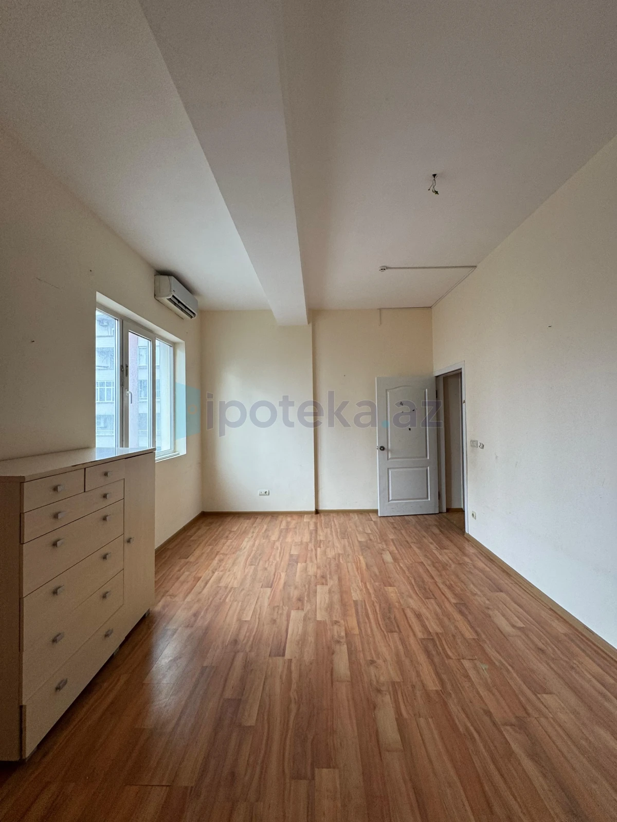 Satılır 4 otaqlı yeni tikili 208 m²