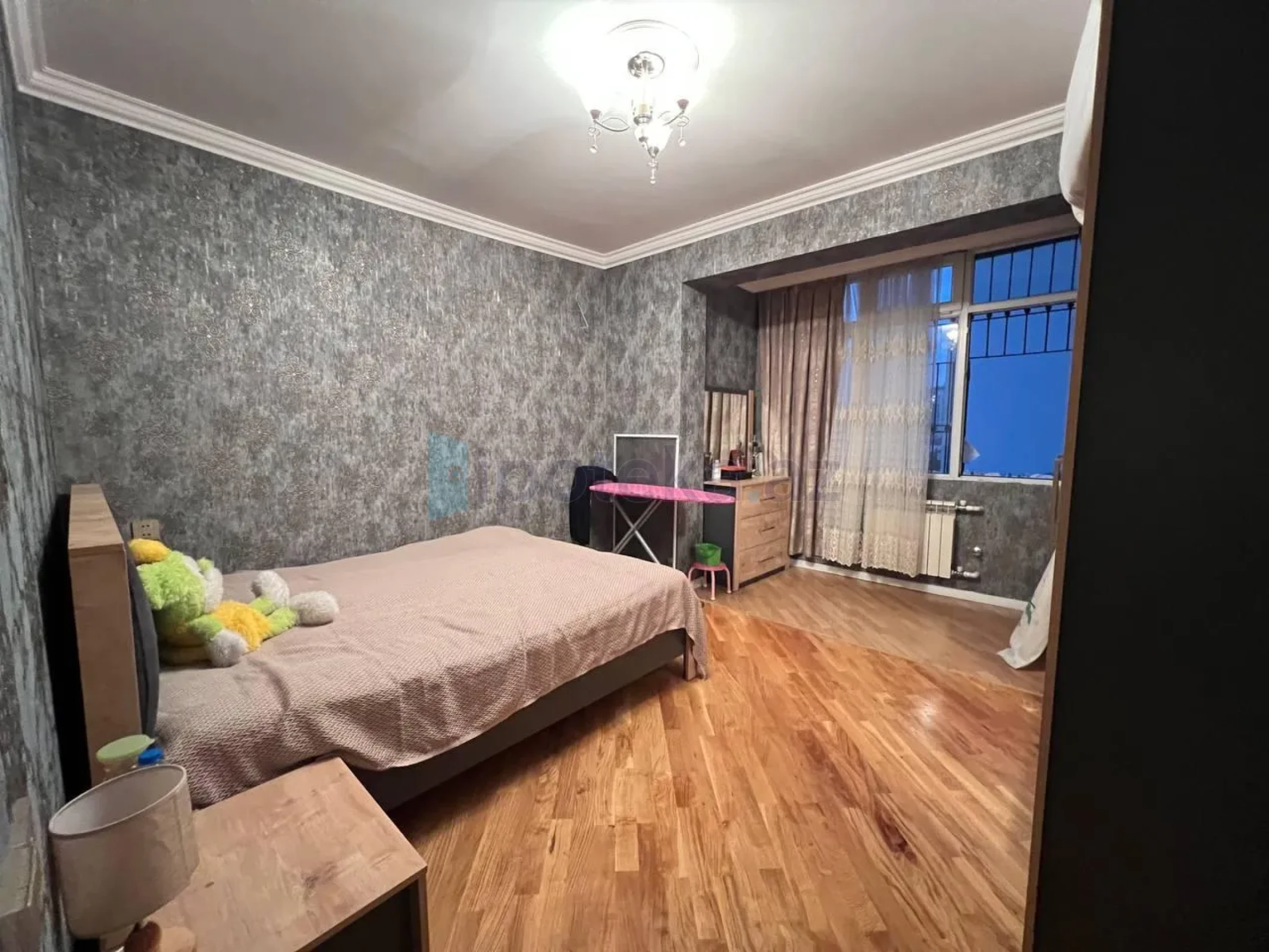 Satılır 3 otaqlı köhnə tikili 72 m²