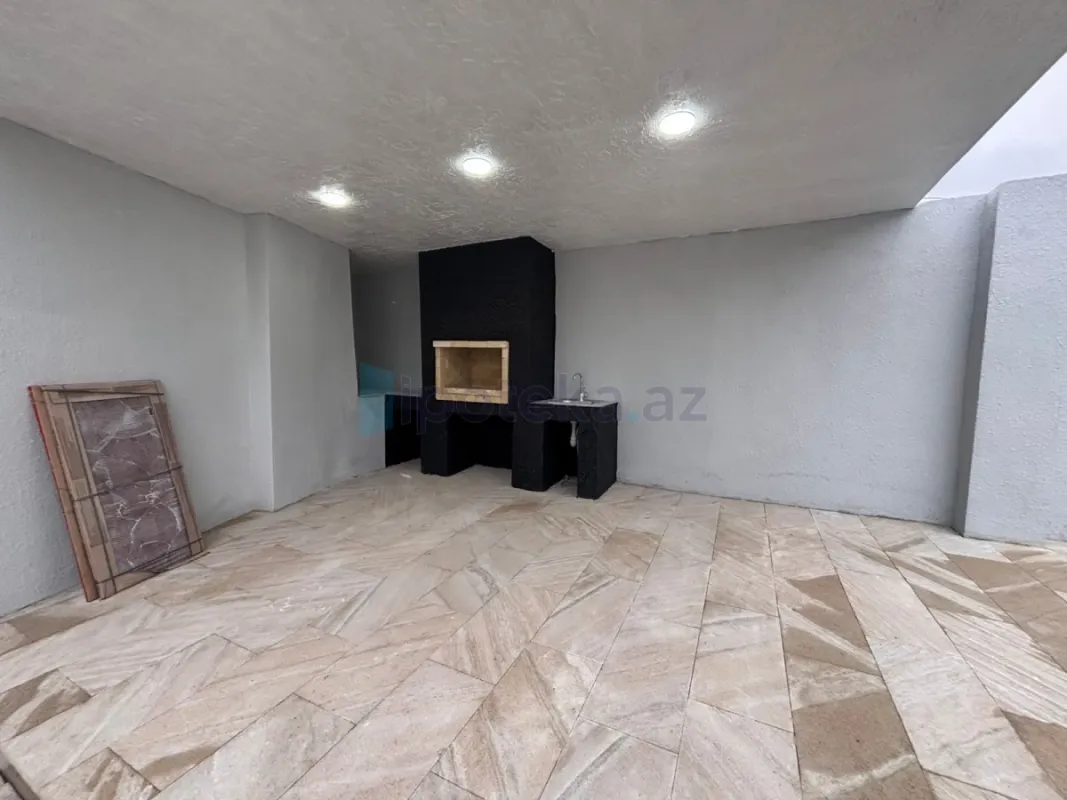 Satılır 3 otaqlı mənzil 155 m²