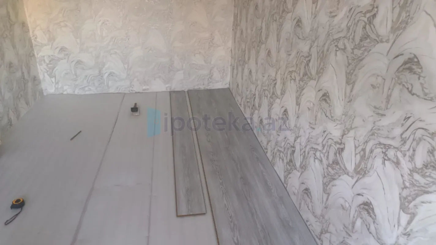 Satılır 2 otaqlı köhnə tikili 60 m²