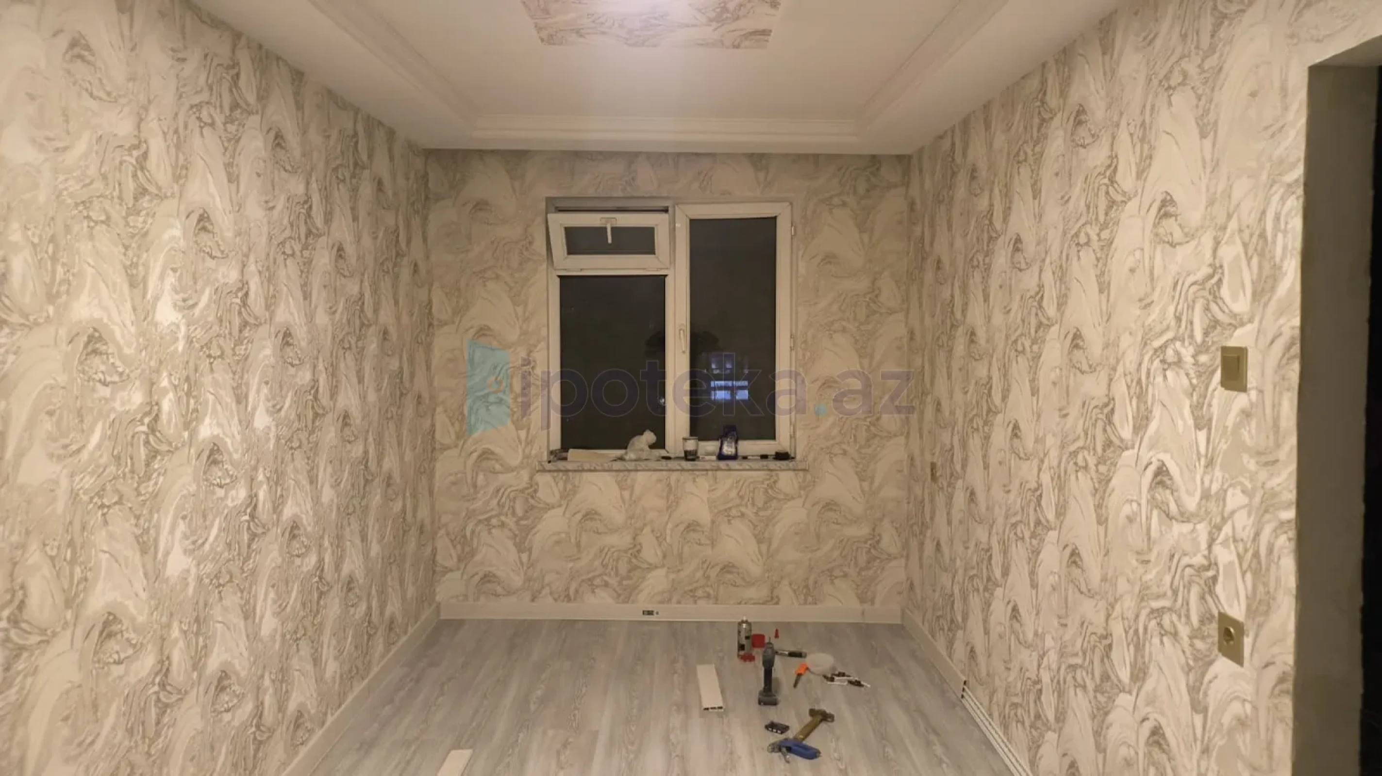 Satılır 2 otaqlı köhnə tikili 60 m²