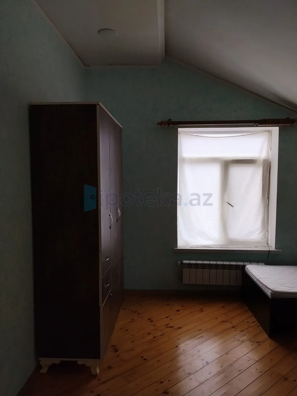 Satılır 4 otaqlı həyət evi 150 m²