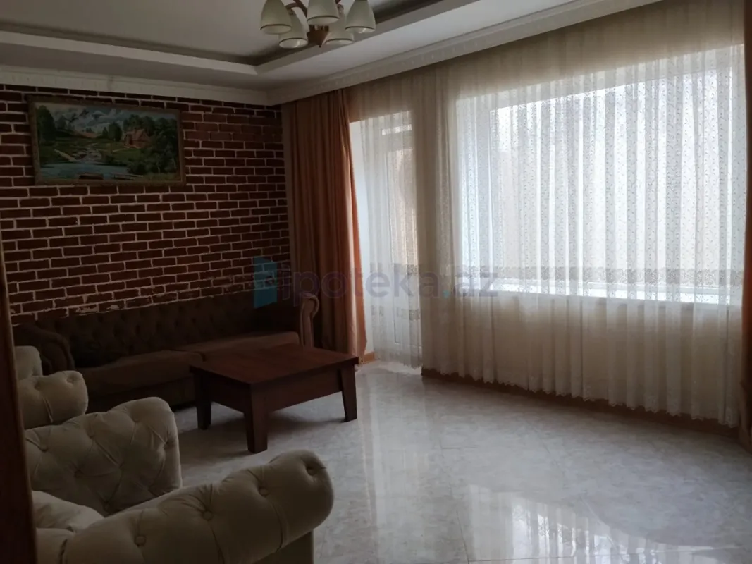 Satılır 4 otaqlı həyət evi 150 m²