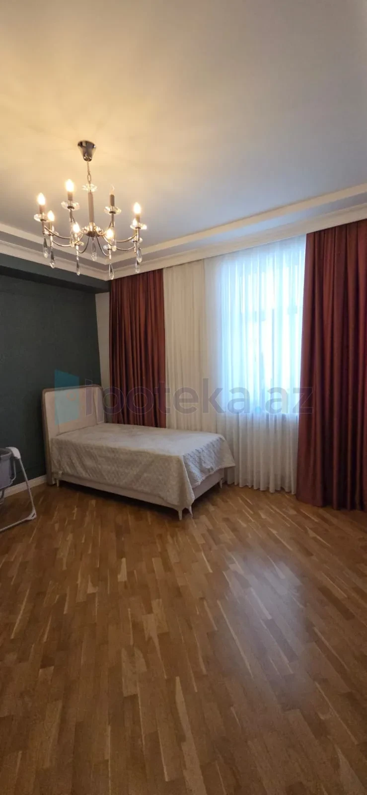 Satılır 3 otaqlı yeni tikili 128 m²