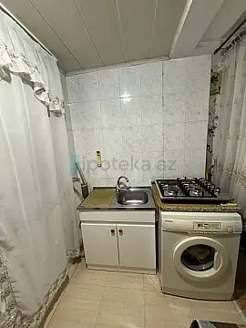 Satılır 2 otaqlı köhnə tikili 40 m²