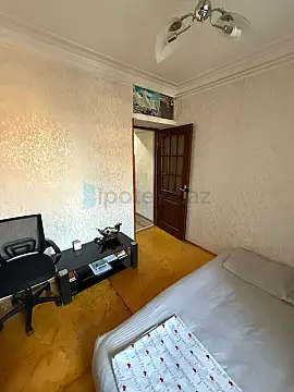 Satılır 2 otaqlı köhnə tikili 40 m²