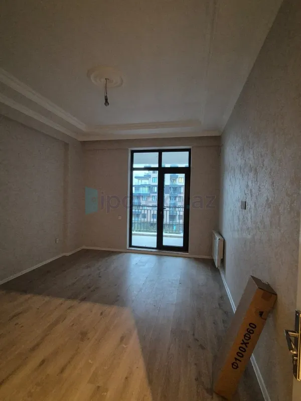 Satılır 2 otaqlı yeni tikili 76 m²
