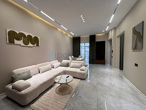 Satılır 3 otaqlı mənzil 100 m²