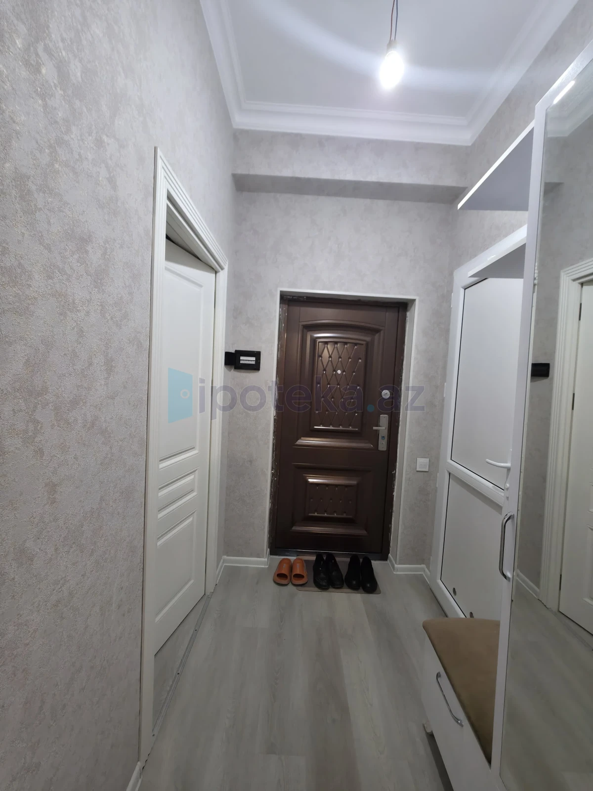 Satılır 2 otaqlı yeni tikili 50 m²