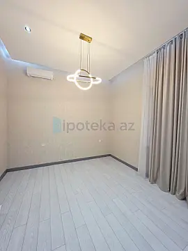 Satılır 5 otaqlı mənzil 220 m²