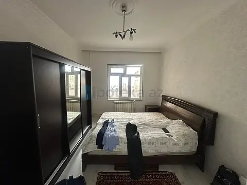 Satılır 2 otaqlı köhnə tikili 60 m²