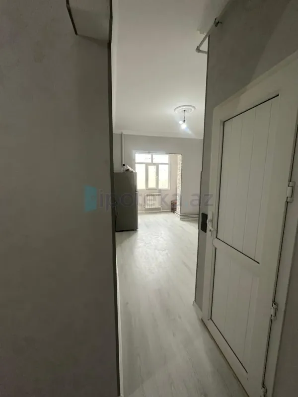 Satılır 2 otaqlı köhnə tikili 60 m²