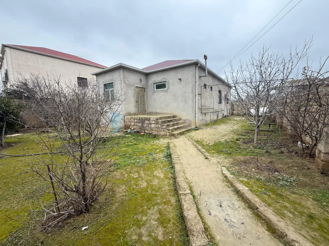 Satılır 4 otaqlı həyət evi 120 m²