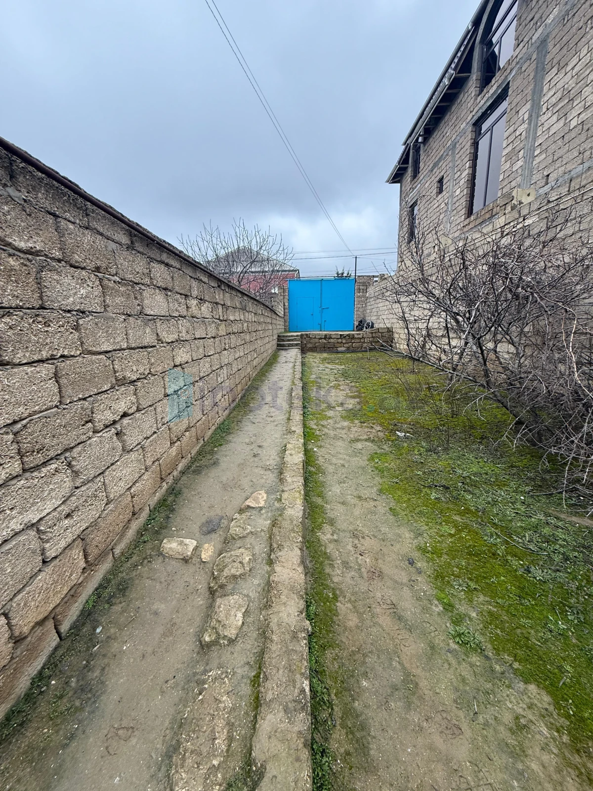 Satılır 4 otaqlı həyət evi 120 m²