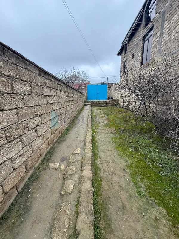 Satılır 4 otaqlı həyət evi 120 m²