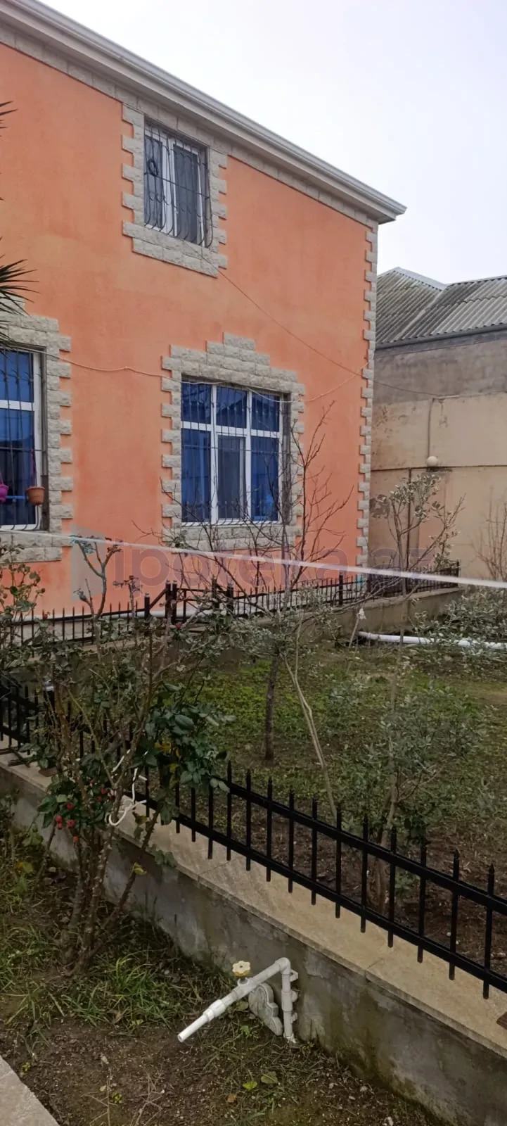 Satılır 4 otaqlı həyət evi 312 m²