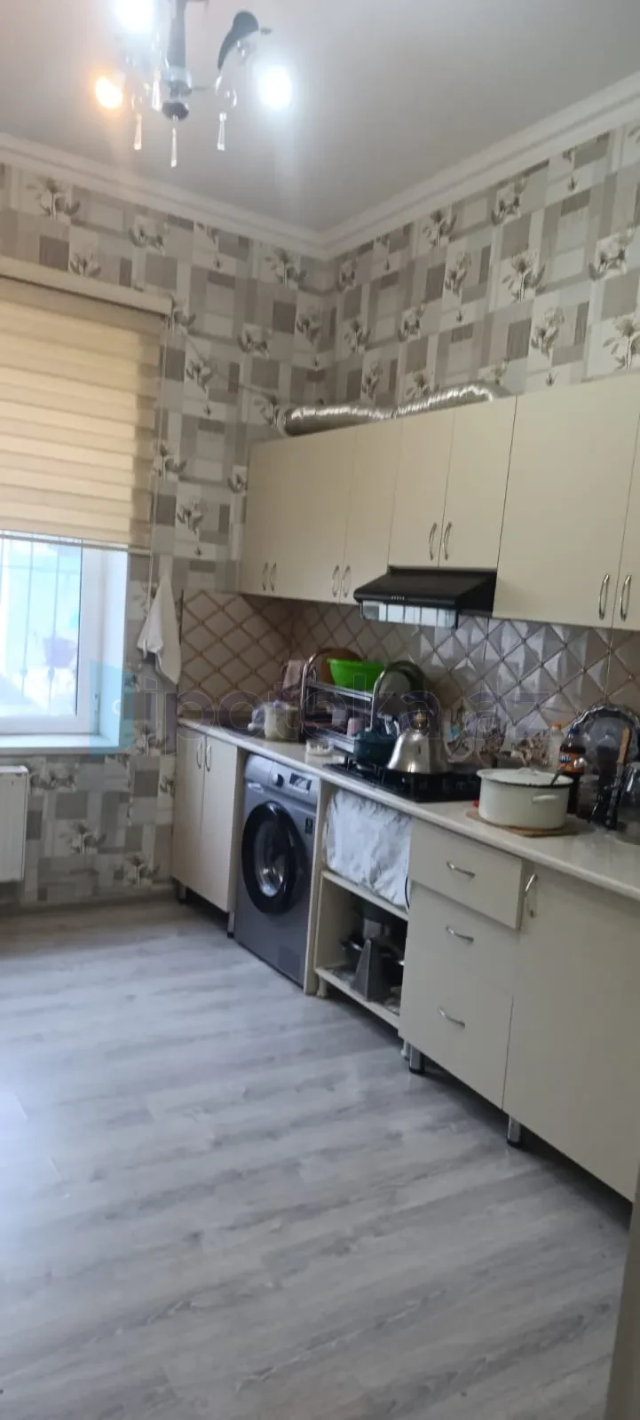 Satılır 4 otaqlı həyət evi 312 m²