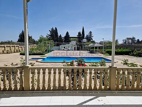 Satılır 4 otaqlı həyət evi 150 m²