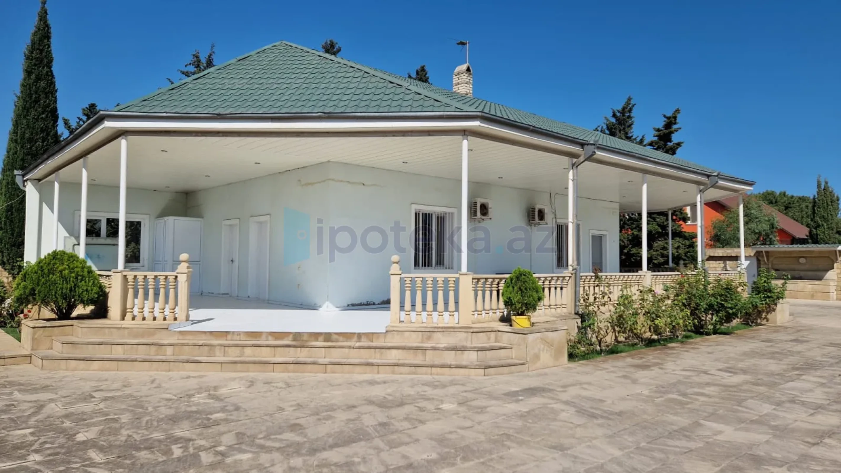 Satılır 4 otaqlı həyət evi 150 m²