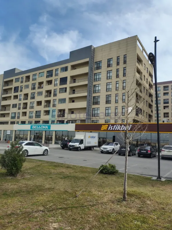 Satılır 2 otaqlı yeni tikili 78 m²