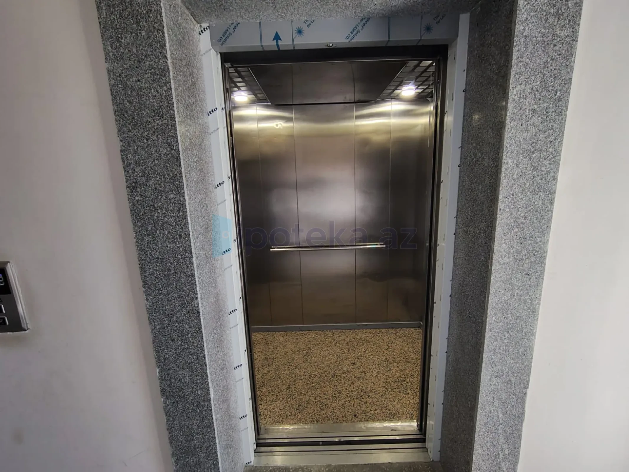 Satılır 2 otaqlı yeni tikili 78 m²