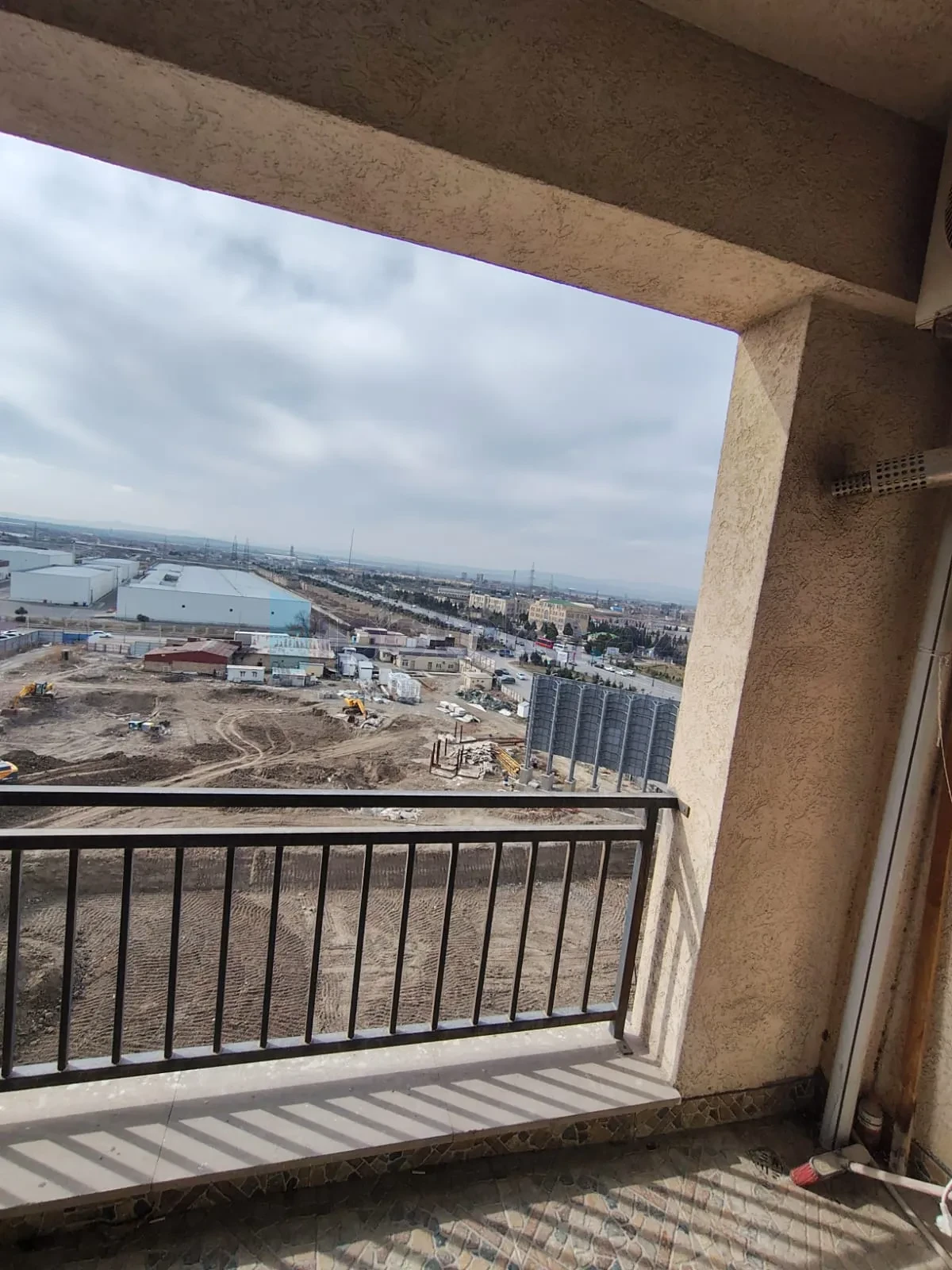 Satılır 2 otaqlı yeni tikili 78 m²