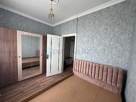 Satılır 2 otaqlı köhnə tikili 45 m²