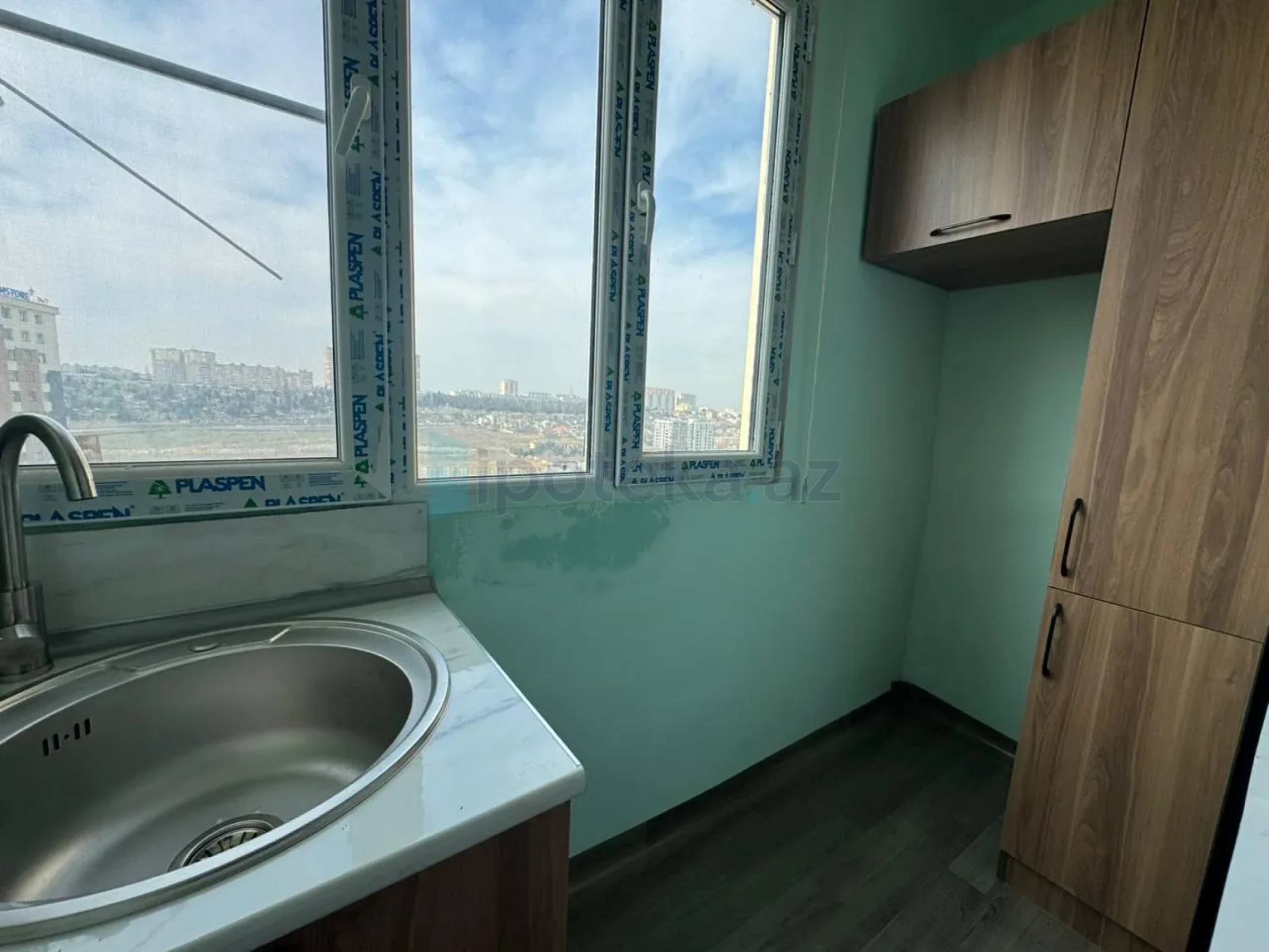 Satılır 2 otaqlı köhnə tikili 45 m²