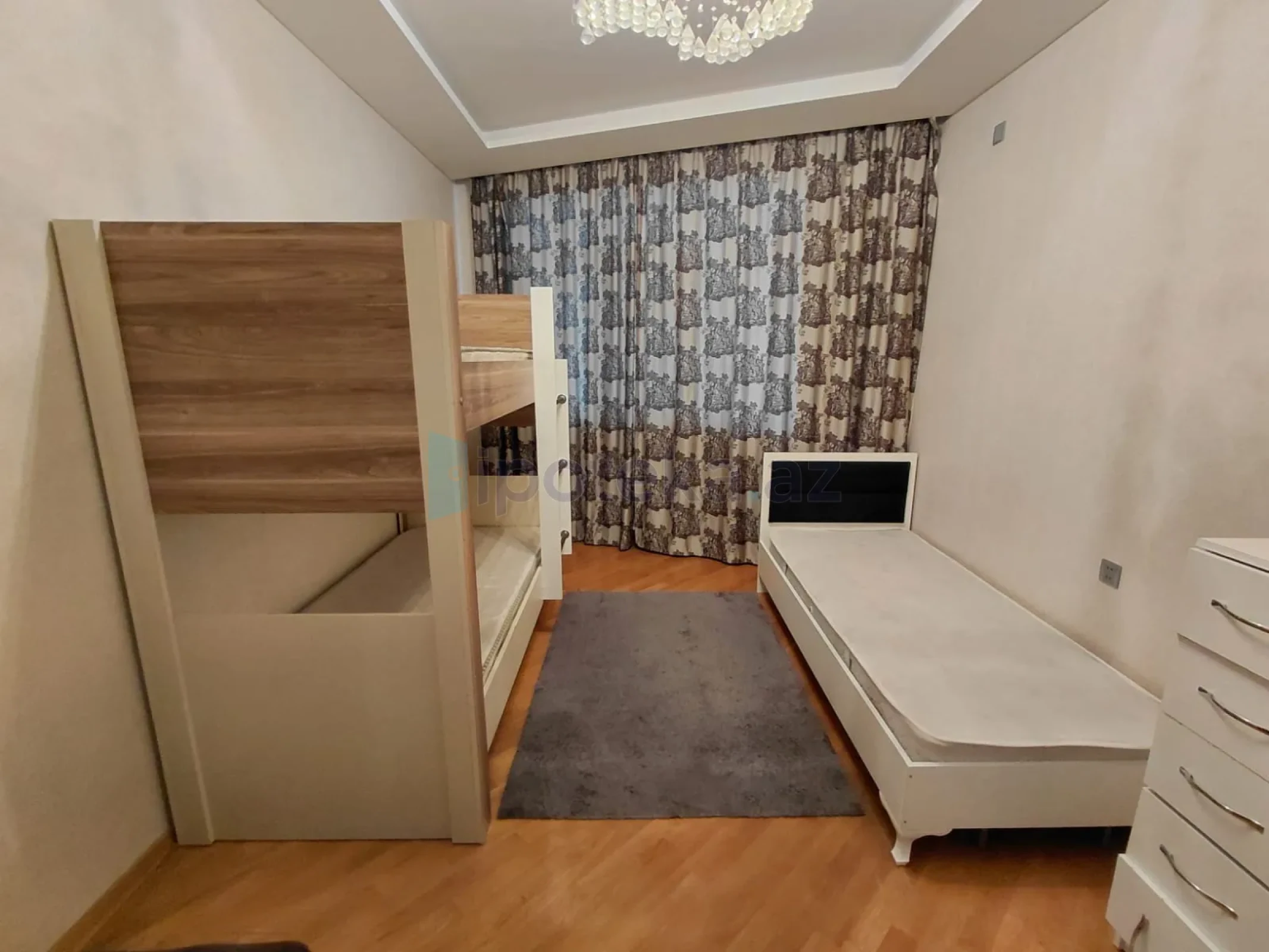 Satılır 4 otaqlı yeni tikili 127 m²