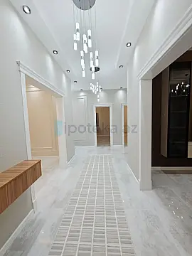 Satılır 5 otaqlı mənzil 260 m²
