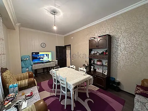Satılır 2 otaqlı yeni tikili 60 m²