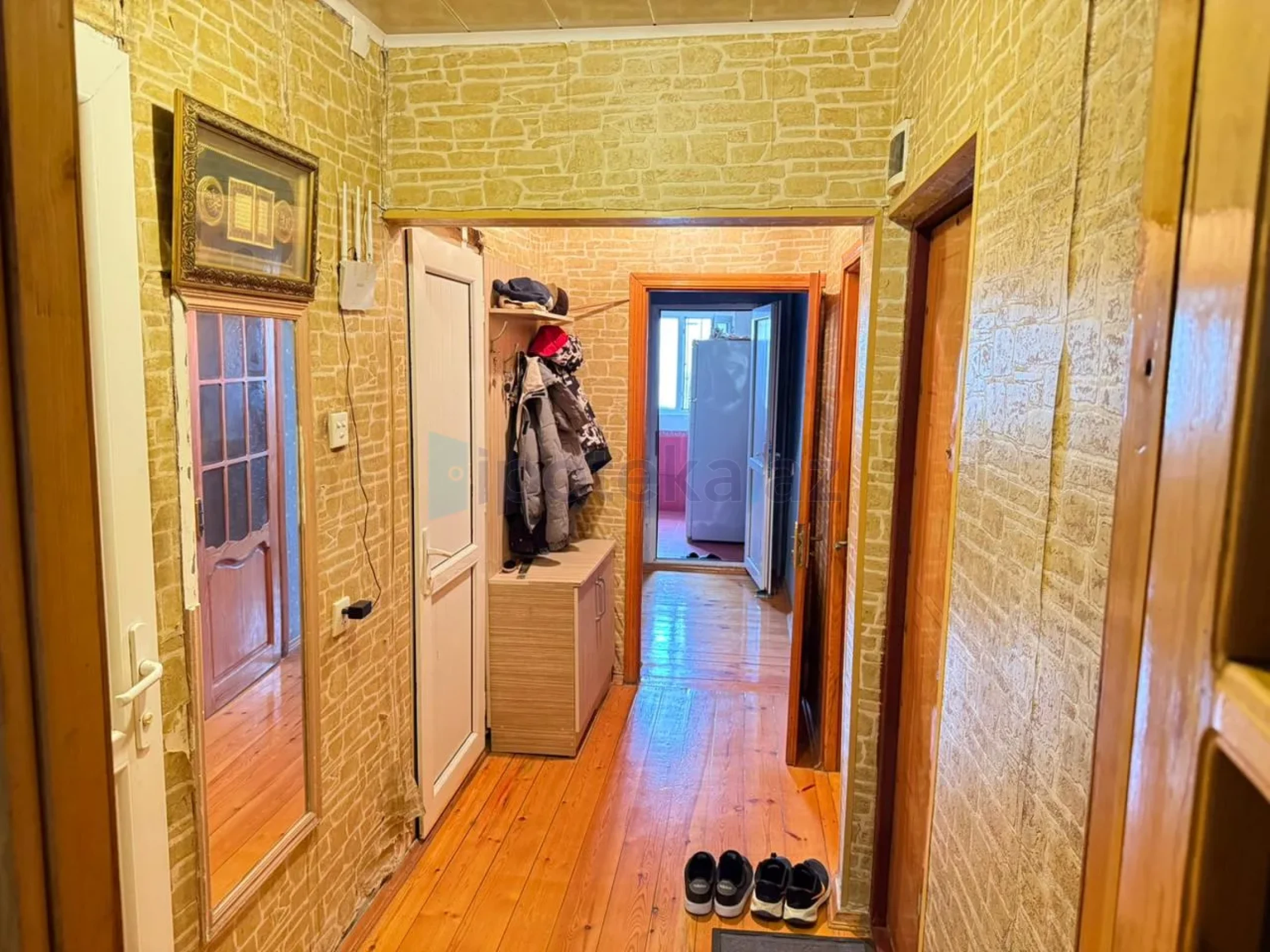 Satılır 2 otaqlı köhnə tikili 50 m²