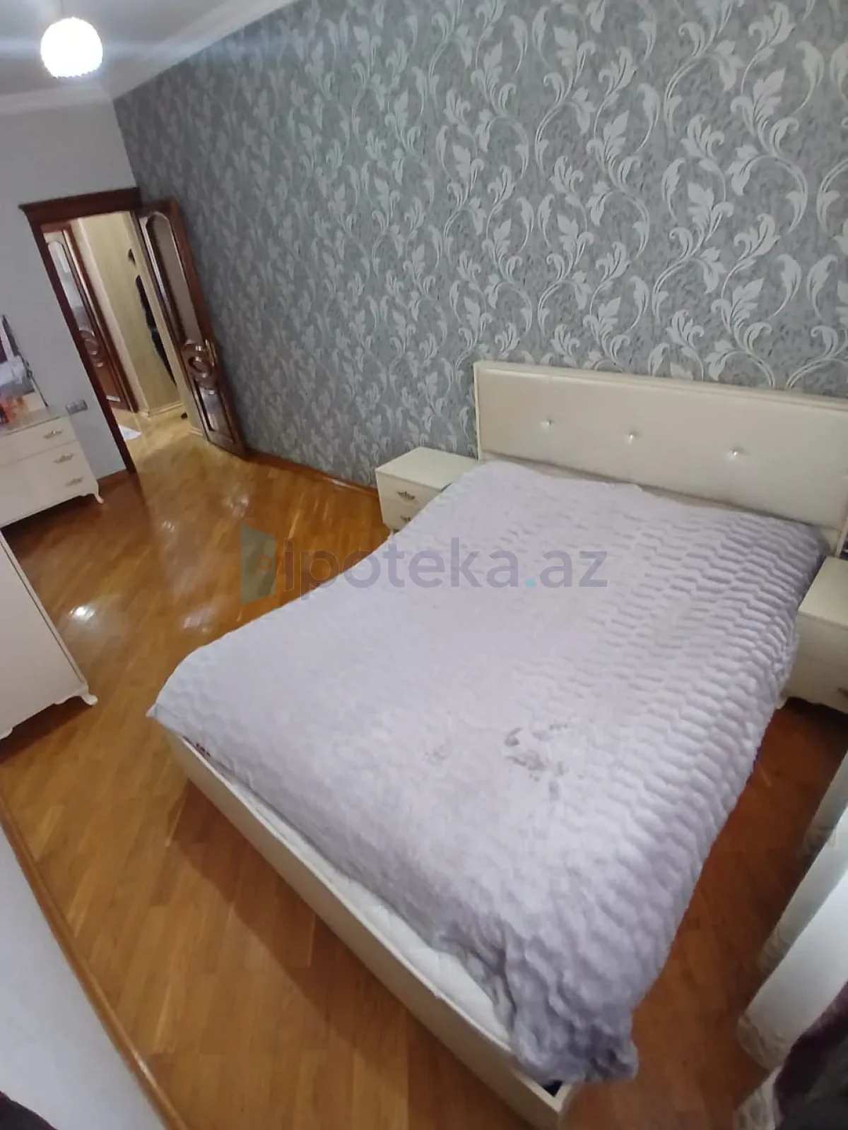 Satılır 3 otaqlı yeni tikili 85 m²