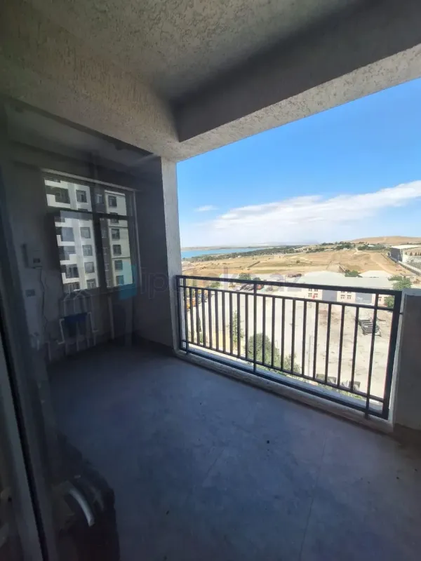 Satılır 3 otaqlı yeni tikili 108 m²