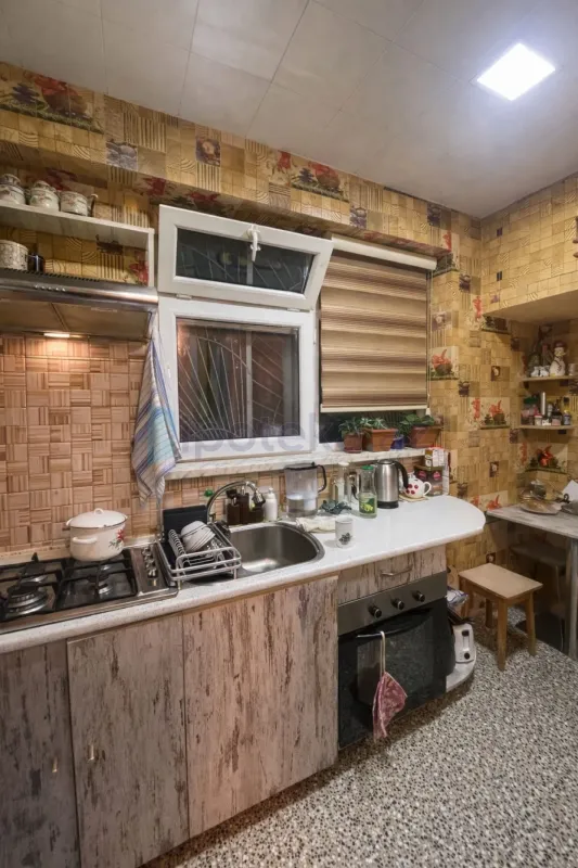 Satılır 3 otaqlı köhnə tikili 48 m²