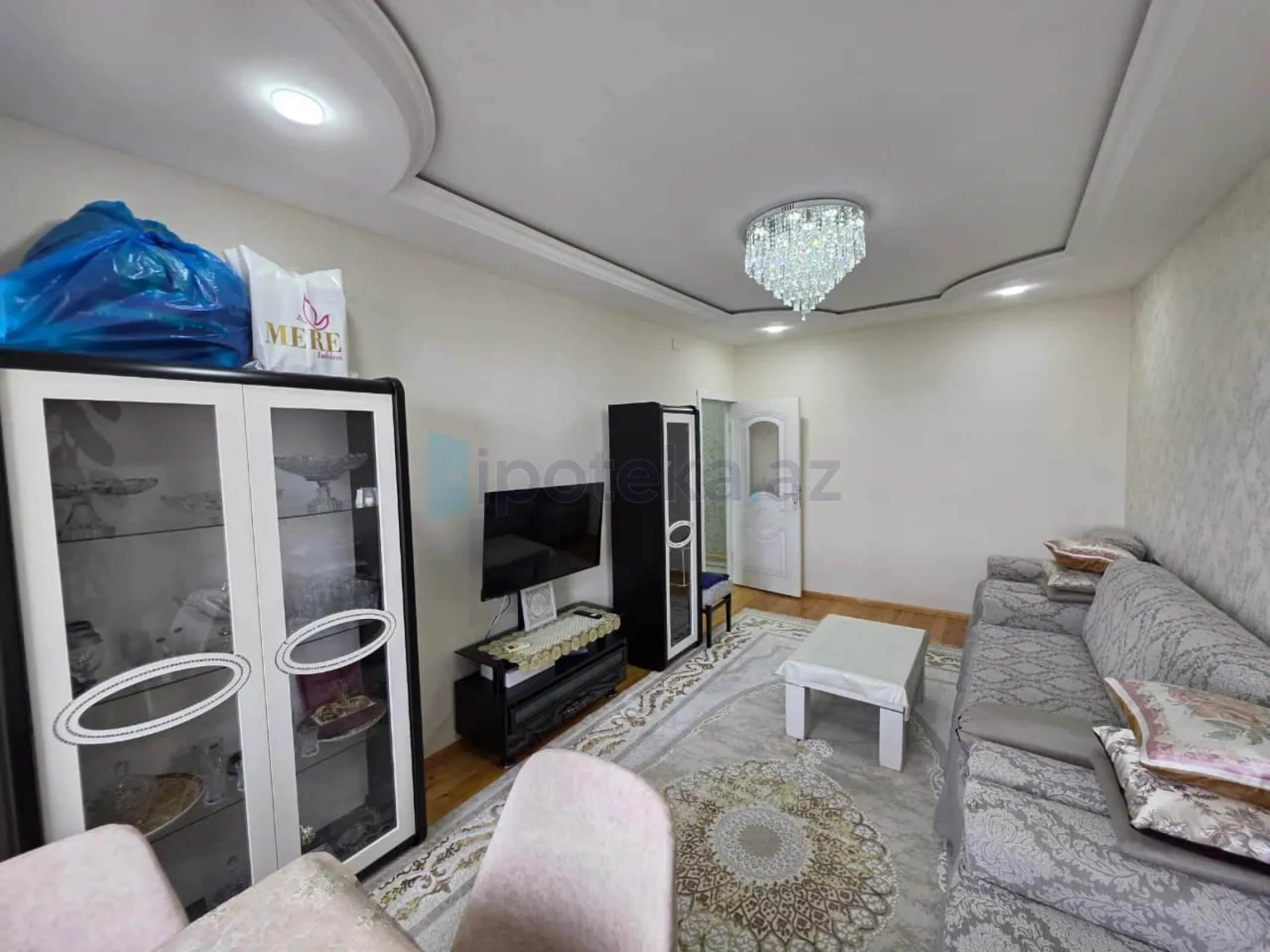 Satılır 3 otaqlı köhnə tikili 80 m²