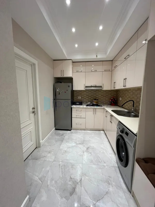 Satılır 2 otaqlı yeni tikili 52 m²