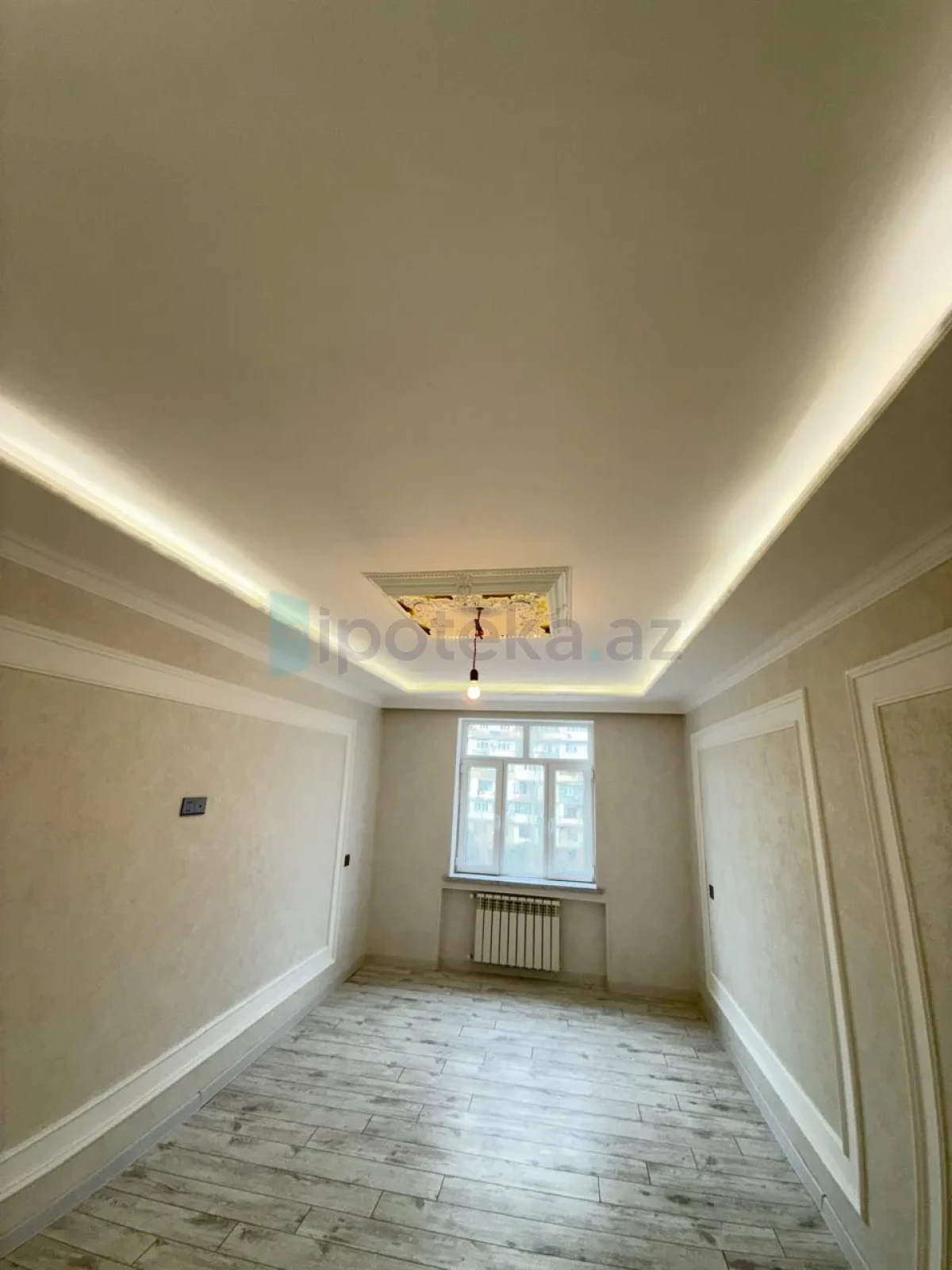 Satılır 2 otaqlı köhnə tikili 68 m²