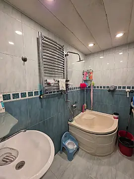 Satılır 3 otaqlı köhnə tikili 80 m²