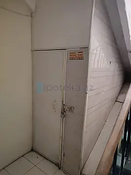 Satılır 3 otaqlı köhnə tikili 85 m²