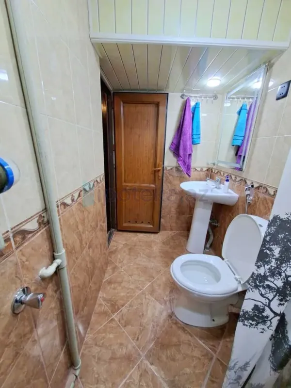 Satılır 4 otaqlı köhnə tikili 80 m²