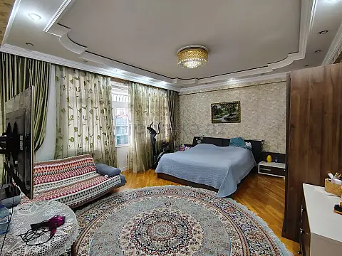 Satılır 4 otaqlı yeni tikili 185 m²