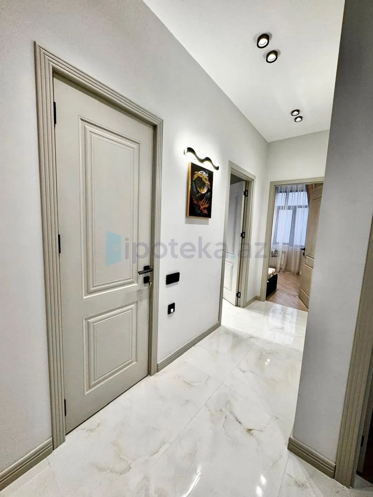 Satılır 3 otaqlı yeni tikili 95 m²