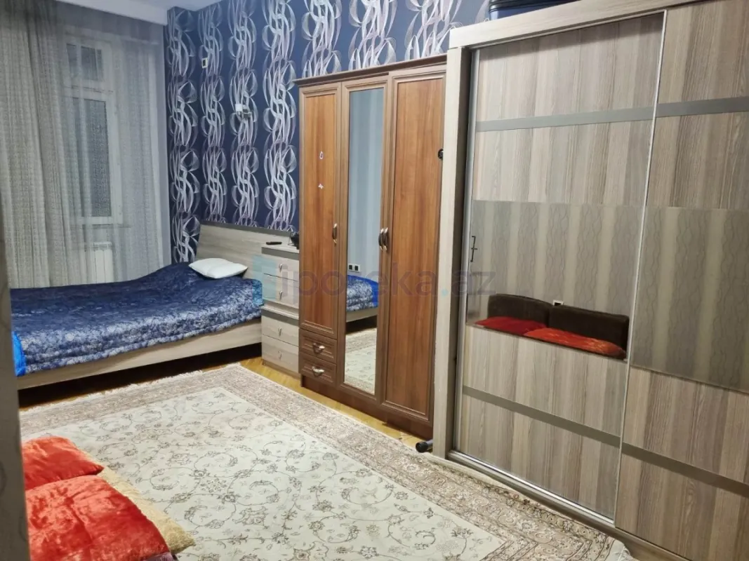 Satılır 3 otaqlı yeni tikili 100 m²