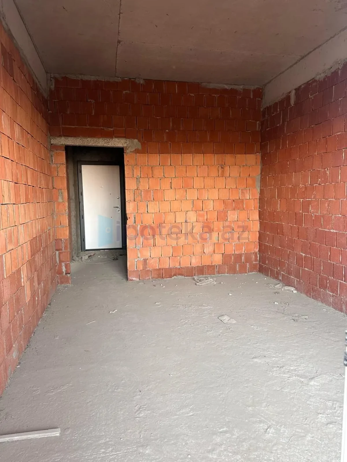 Satılır 2 otaqlı yeni tikili 60 m²