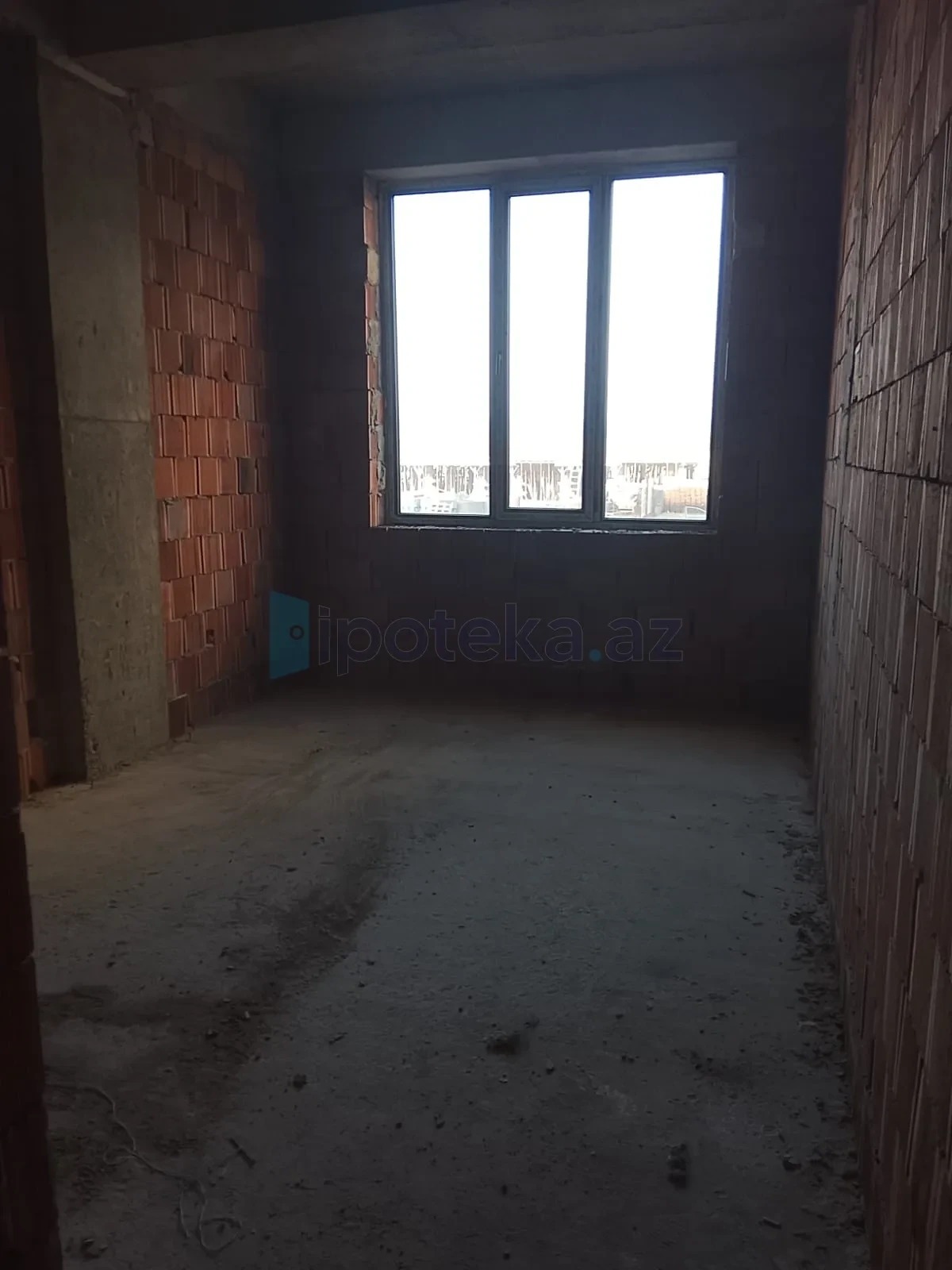 Satılır 2 otaqlı yeni tikili 60 m²