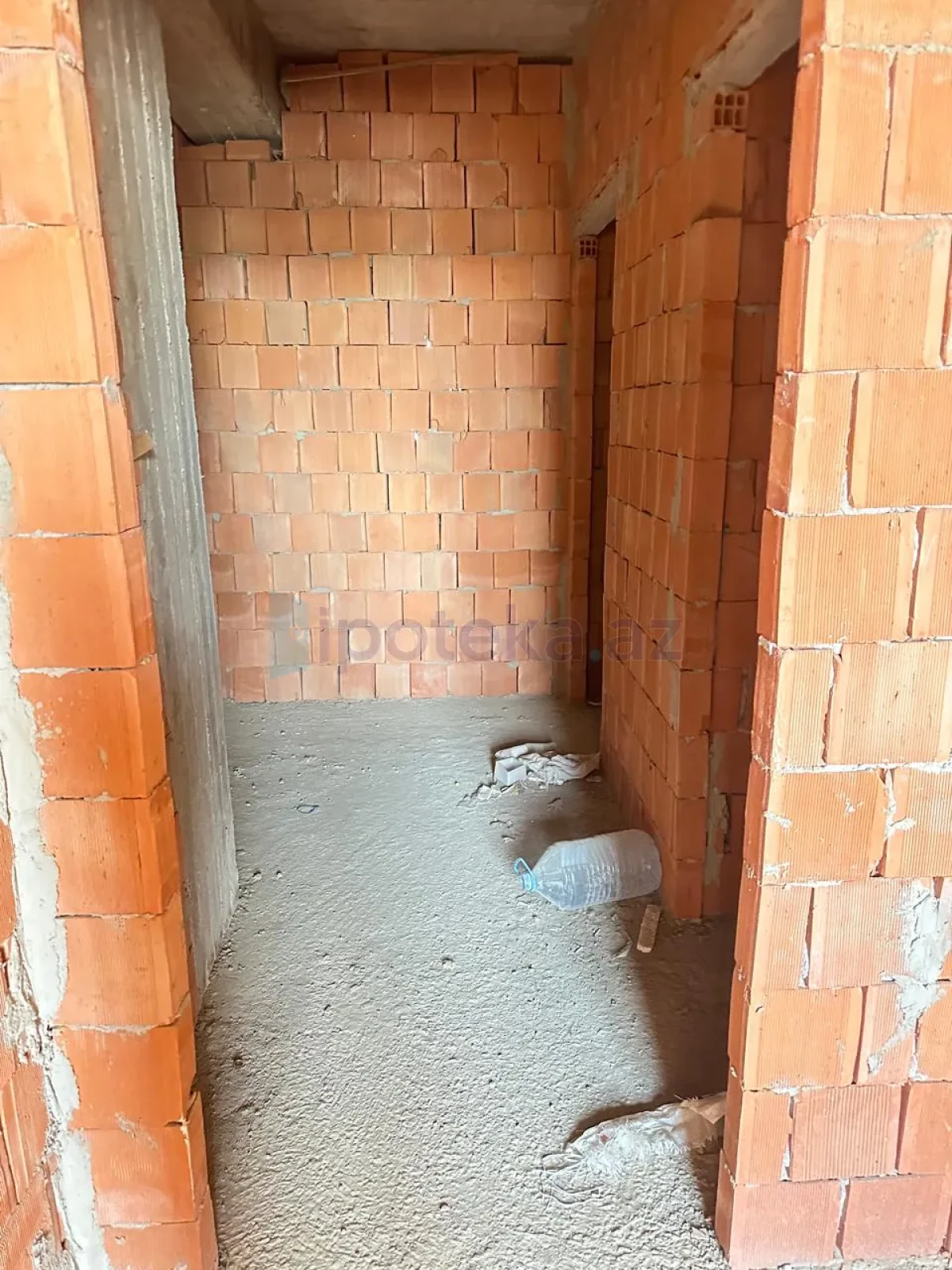 Satılır 2 otaqlı yeni tikili 60 m²