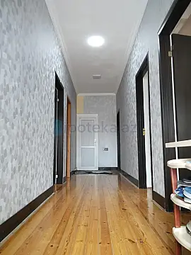 Satılır 5 otaqlı həyət evi 140 m²